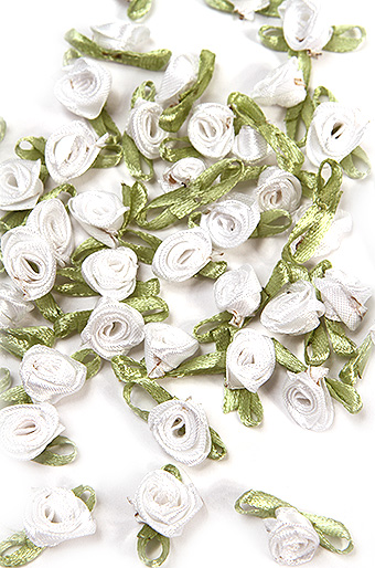 Цветок декор. 001/00 атласная розочка- белая